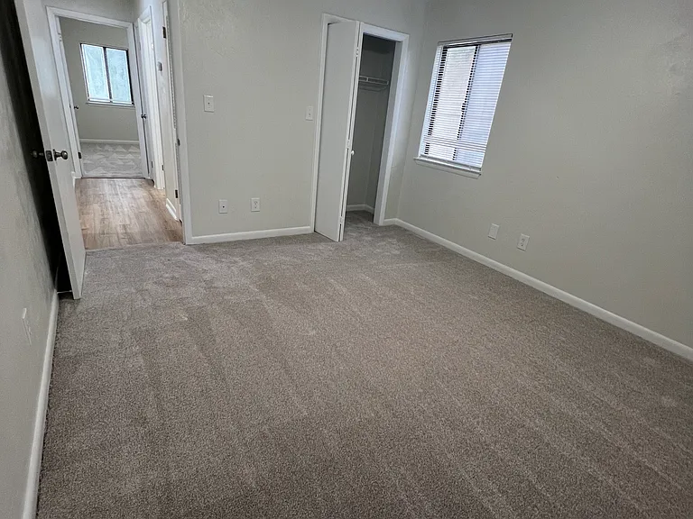 2681 N Point Ct #C — Photo 5