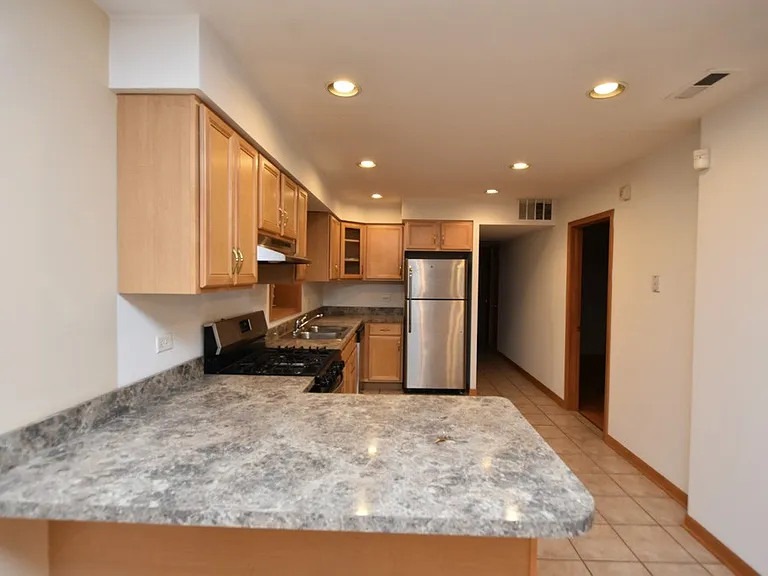 2724 N Magnolia Ave #6H — Photo 3