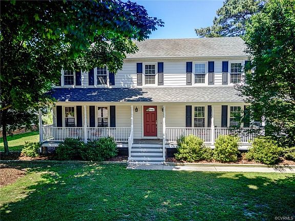 2nd image of 8209 Sawyer Ln