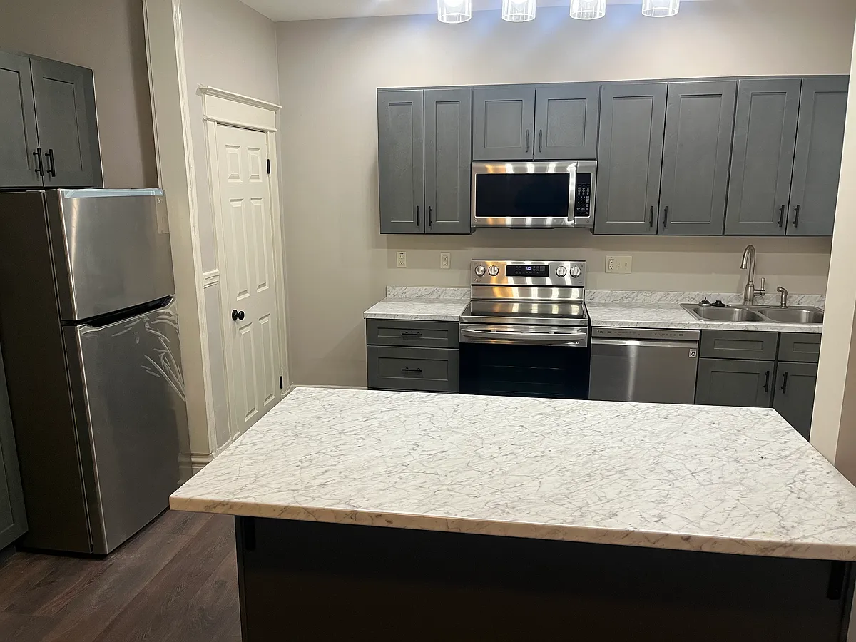Building Photo - 5861 Washington Blvd #2E