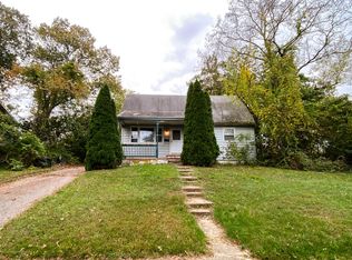 4 California Dr, Jackson, NJ 08527