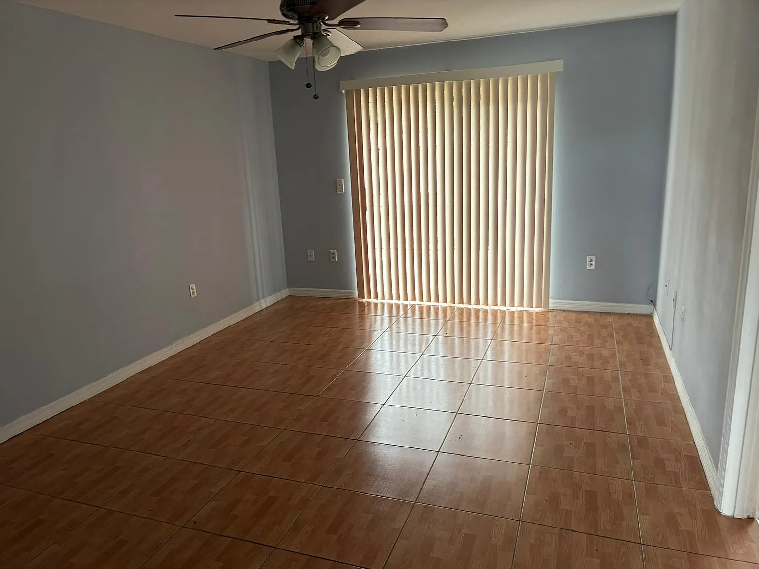 2 bed, 991 sqft, $1,700 — Photo 4