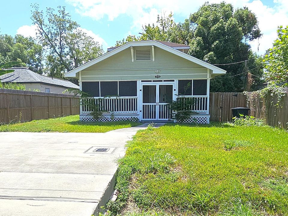 1st image of 219A Texas Ave
