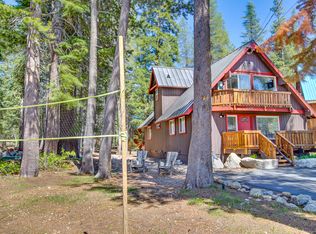 6616 Yuba Dr, Soda Springs, CA 95728