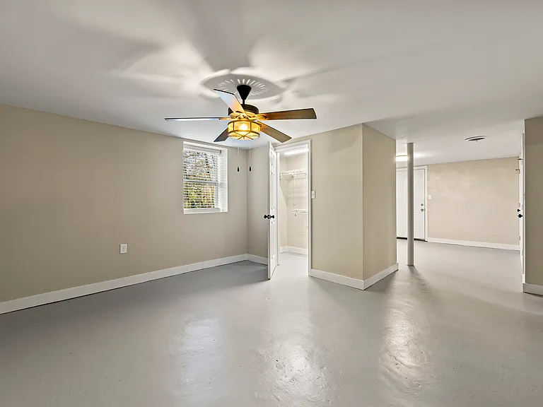932 Mount Airy Dr SW — Photo 22