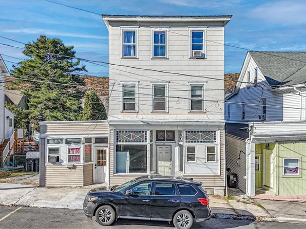 115 E Ruddle St, Coaldale, PA 18218