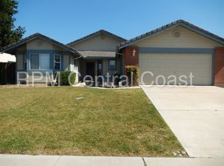 152 Riverbank Ln, Paso Robles, CA 93446