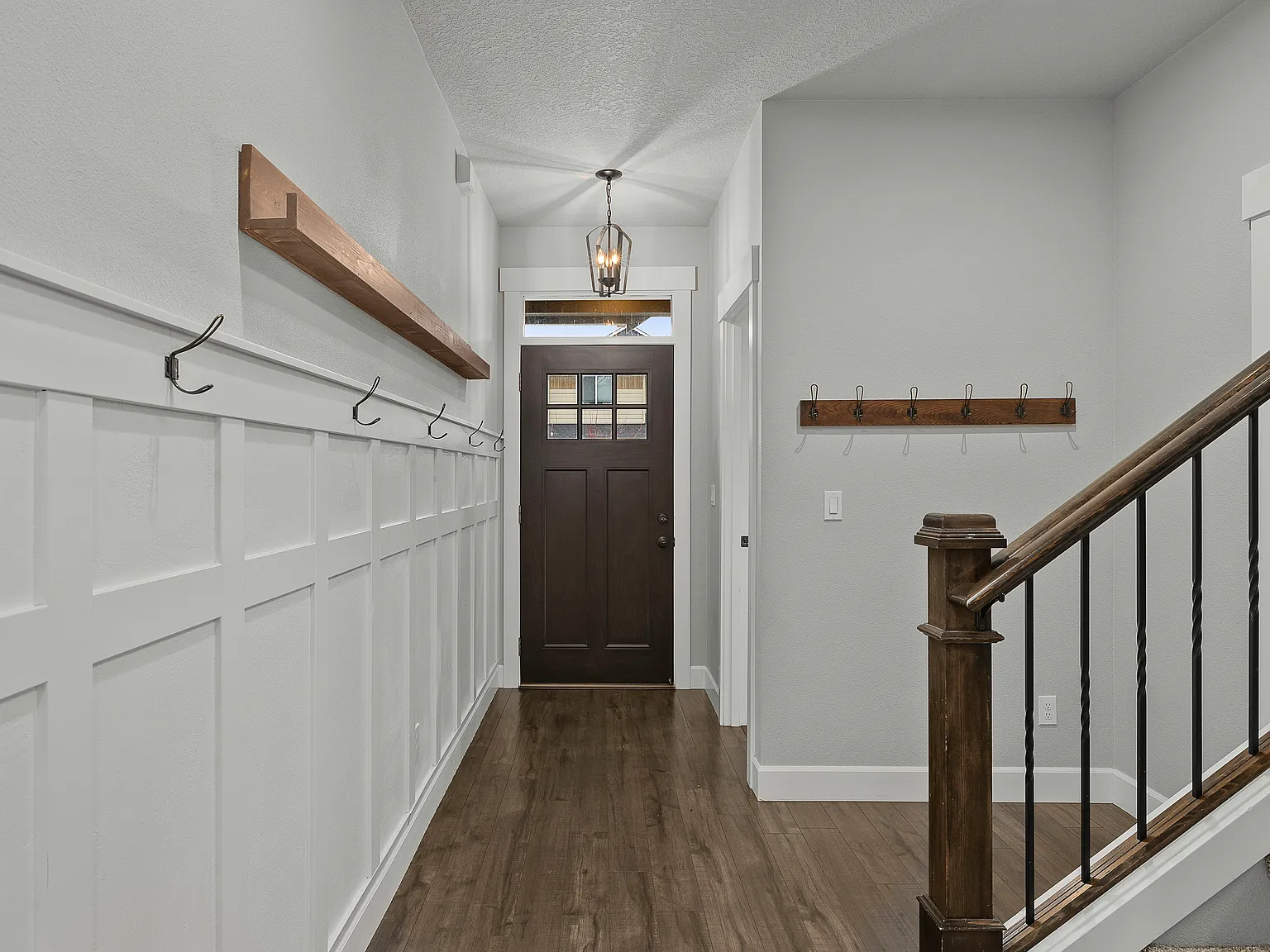 4 bed, 2.5 bath, 2310 sqft, $3,295 — Photo 4