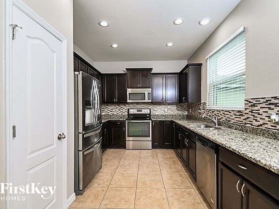5th image of 7022 Feather Wood Dr