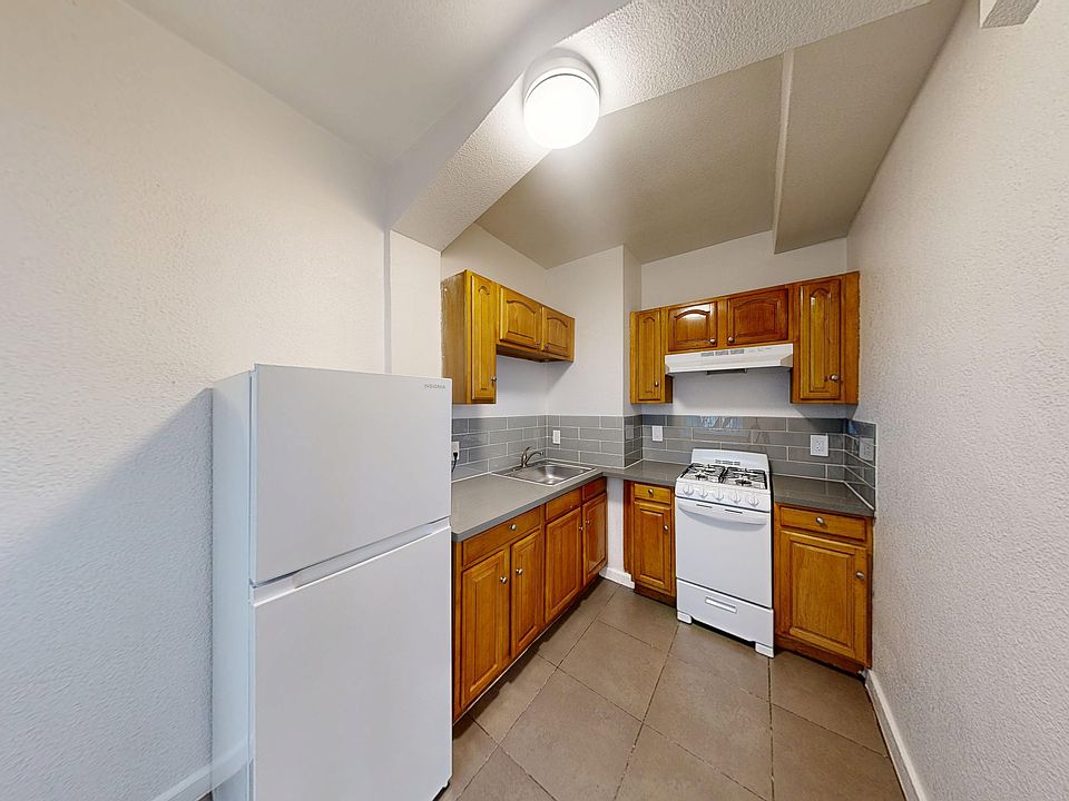 1st image of 346 Leavenworth St #105