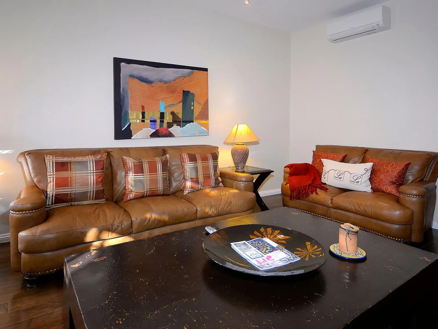 3 bed, 3.5 bath, 2851 sqft, $35,000 — Photo 4