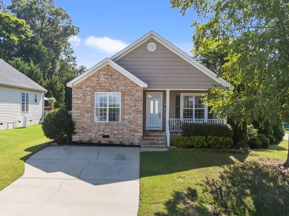 101 Houston Ln, Clayton, NC 27527