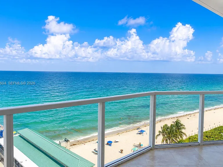 16699 Collins Ave #1003 — Photo 4