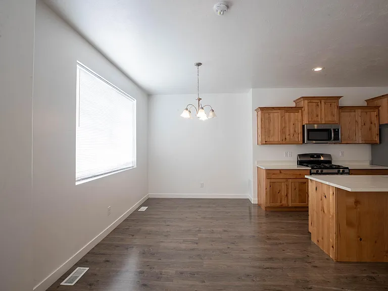 459 S Willow Leaf Rd — Photo 5