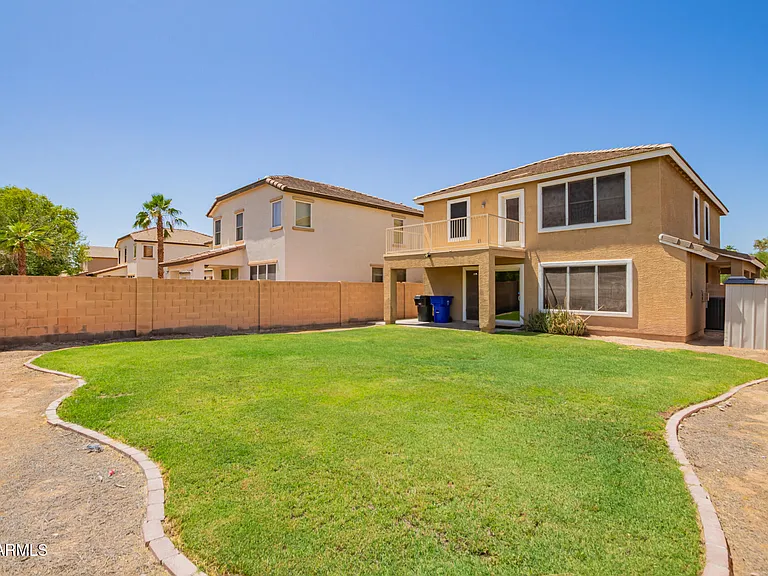 18103 W Smokey Dr — Photo 31