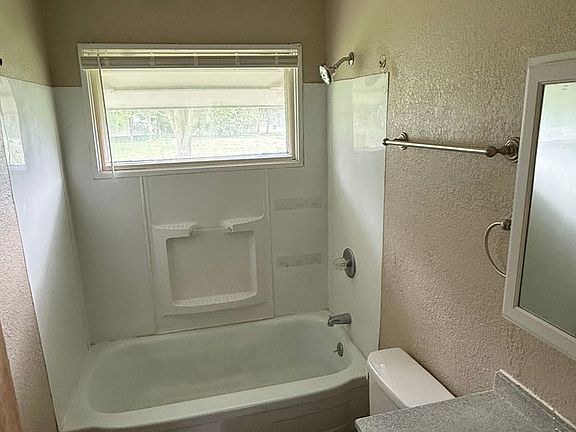 5th image of 603 Ranch Dr