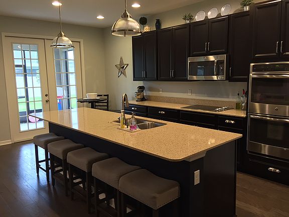 3rd image of 8105 Lazy Bear Ln