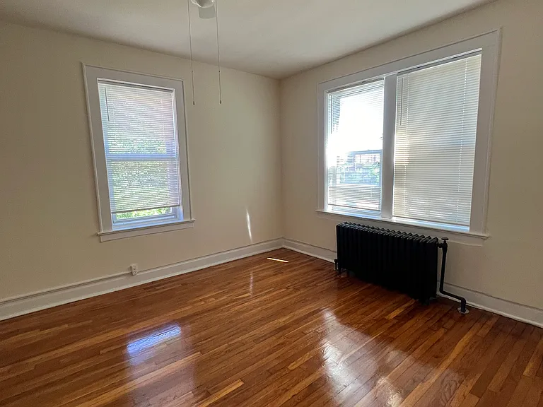 30 Lenox Ave — Photo 8
