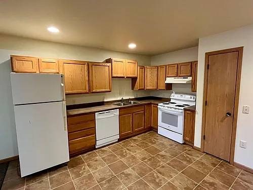 3104 Jelinek Ave Photo 1
