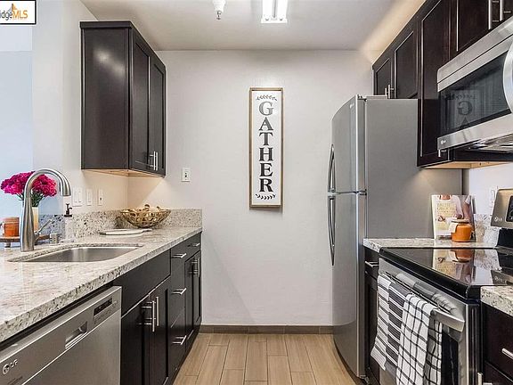 3rd image of 6400 Christie Ave APT 3105