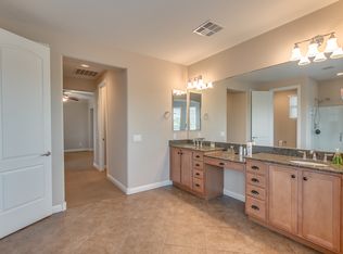 3710 E Zachary Dr, Phoenix, AZ 85050