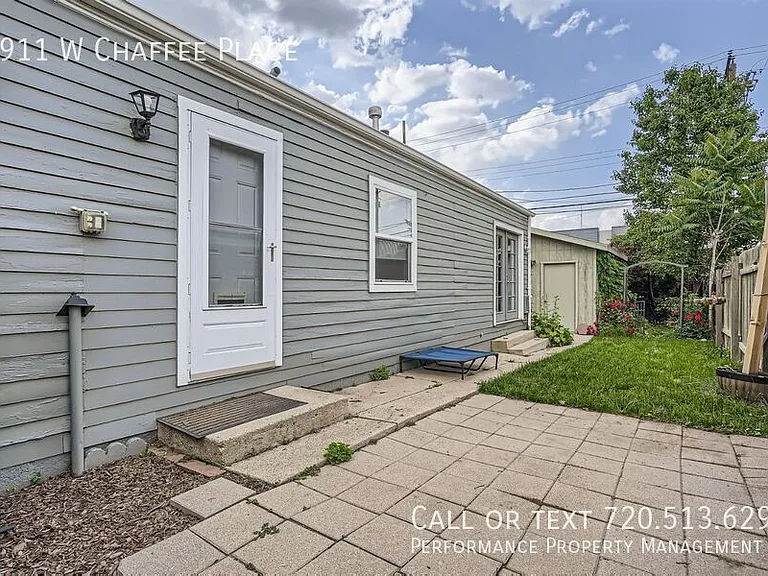1911 W Chaffee Pl — Photo 23