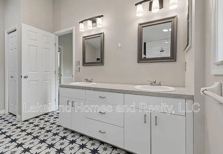 95 Woodside Dr — Photo 29