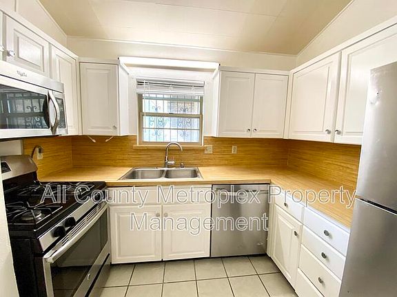 3rd image of 4326 Upland Way