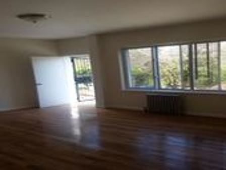 3rd image of 983 E 92nd St