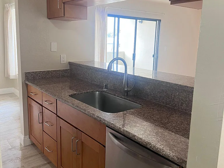 281 Juana Ave #201 — Photo 12