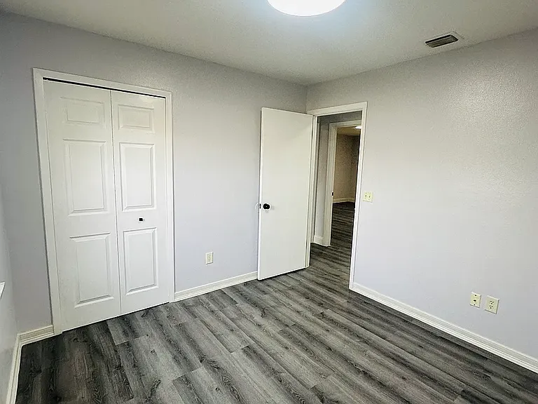 648 Pyramid Ave — Photo 45
