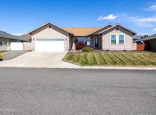 5067 N Sky Vista Ave, Yakima, WA