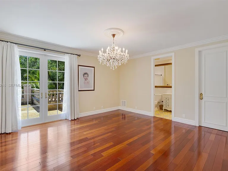6905 SW 75th Ave — Photo 46