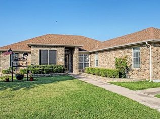 607 Mockingbird Ln, Lockhart, TX 78644