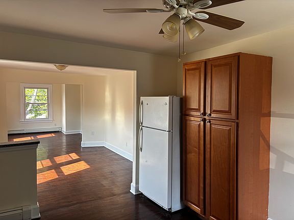 5th image of 13 Clinton St #2