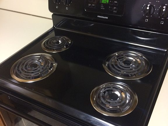 5th image of 666 Broad St APT 7