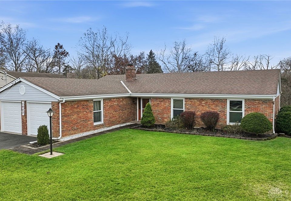 1st image of 1923 Centerbrook Ct