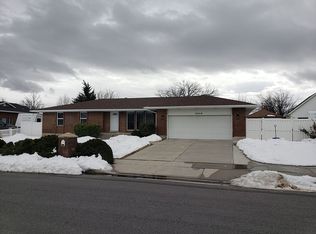 2319 W Bonanza Ct, South Jordan, UT 84095