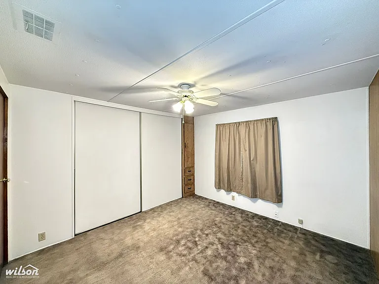 809 W Washington Ave — Photo 14