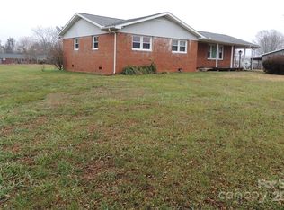 200 Allen Loop Rd, Forest City, NC 28043