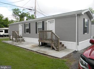 4 Kropf Ln, Sparrows Pt, MD 21219