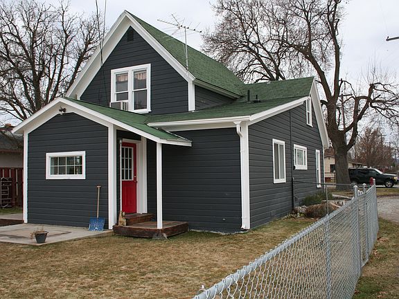 3rd image of 398 Adirondac Ave