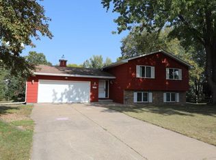 4308 Jay Cir, Vadnais Heights, MN 55127