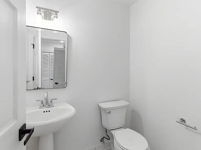 204 Shearwater Ct W #21 — Photo 11