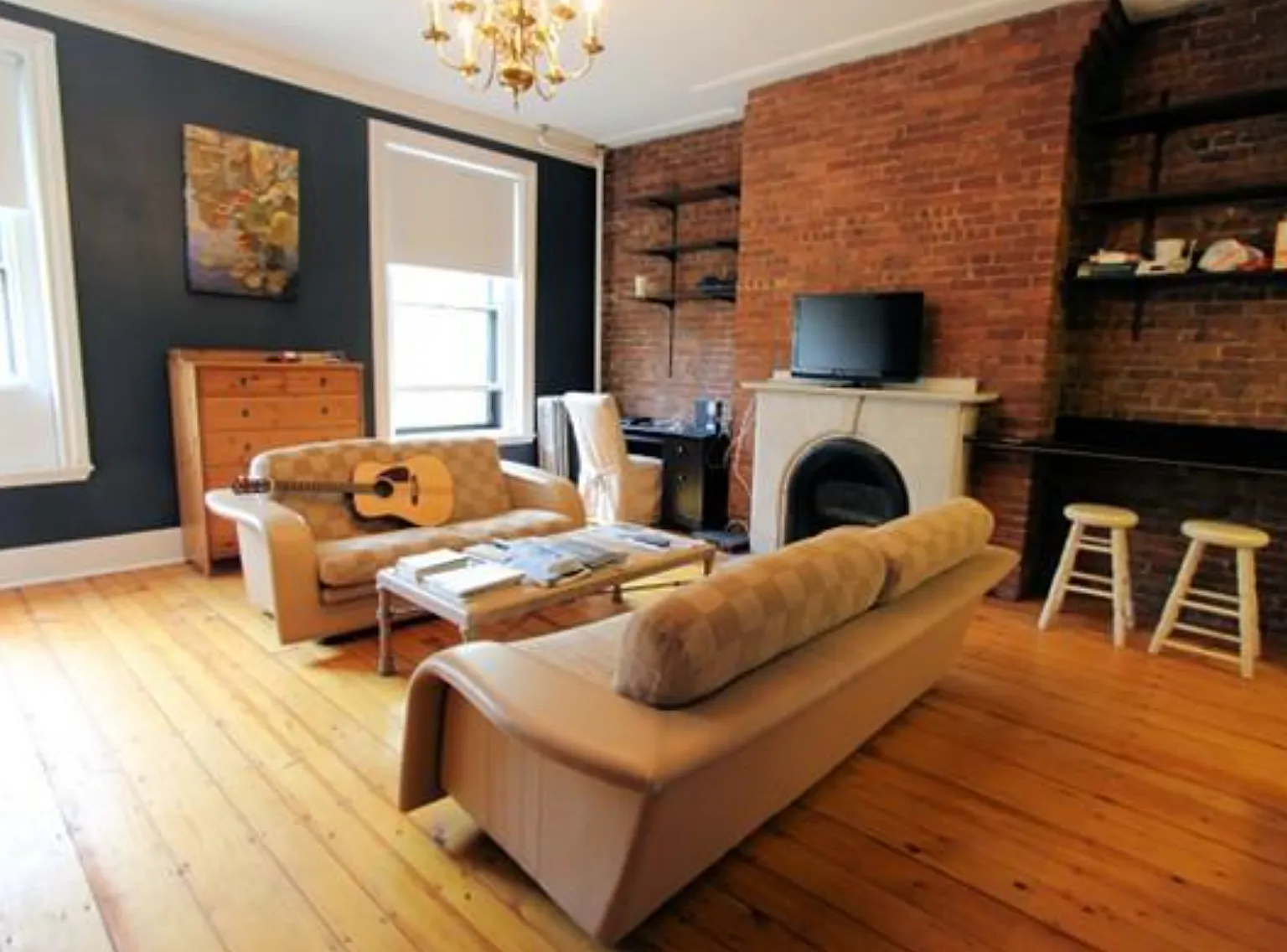Studio, 400 sqft, $2,525 — Photo 1