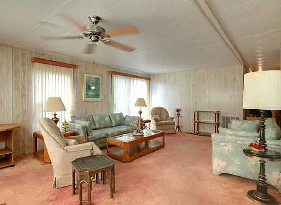 4th image of 974 Waterway Dr