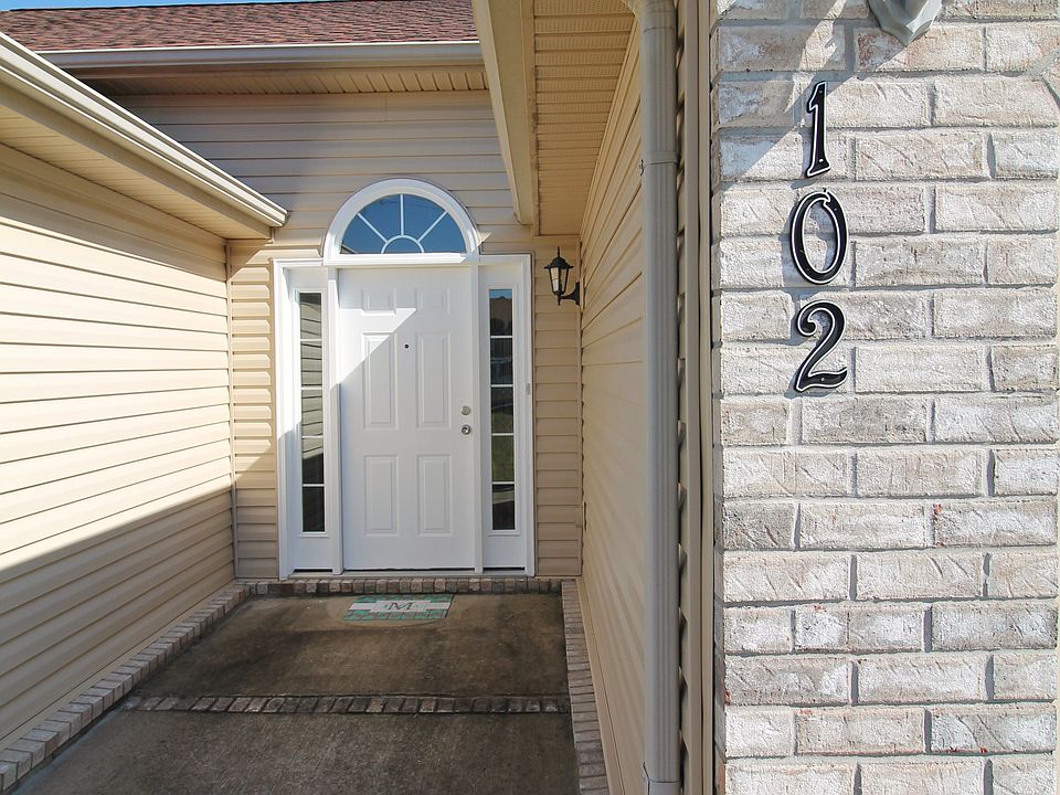 1st image of 102 Fawcett Ct