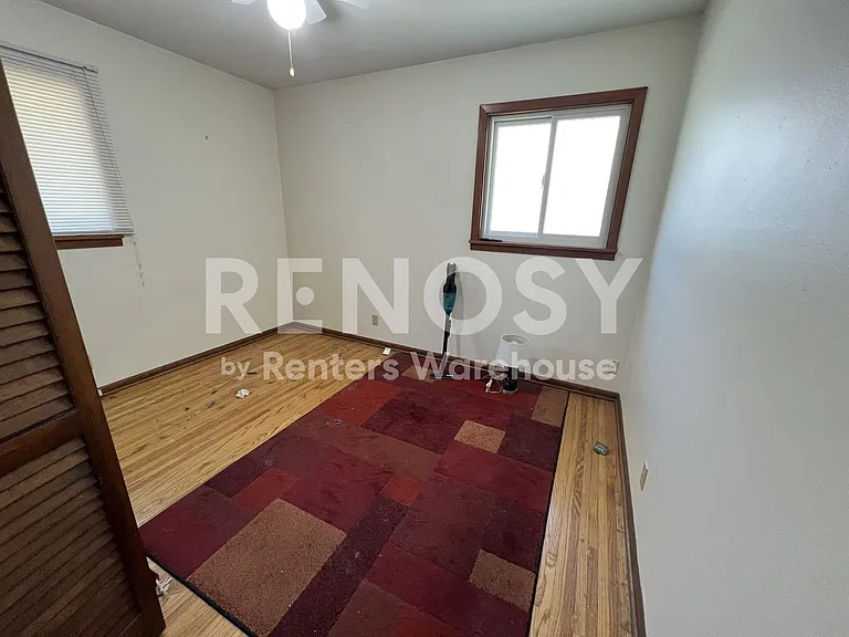 7404 Queen Ave S — Photo 15