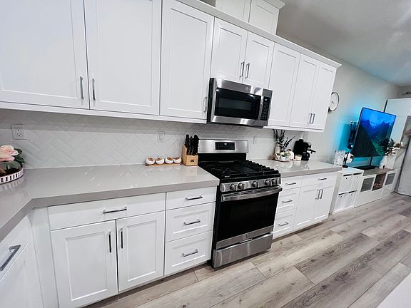 2nd image of 7932 Belluno Way Unit 1