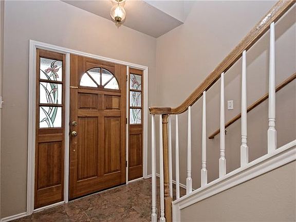 3rd image of 9104 Brimstone Ln